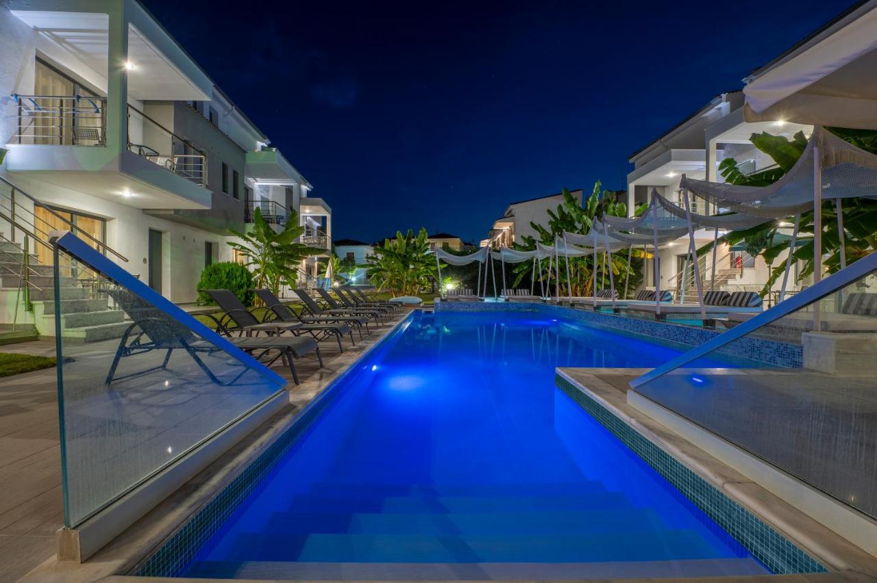 Adonis Luxury Village 佩科霍里 外观 照片
