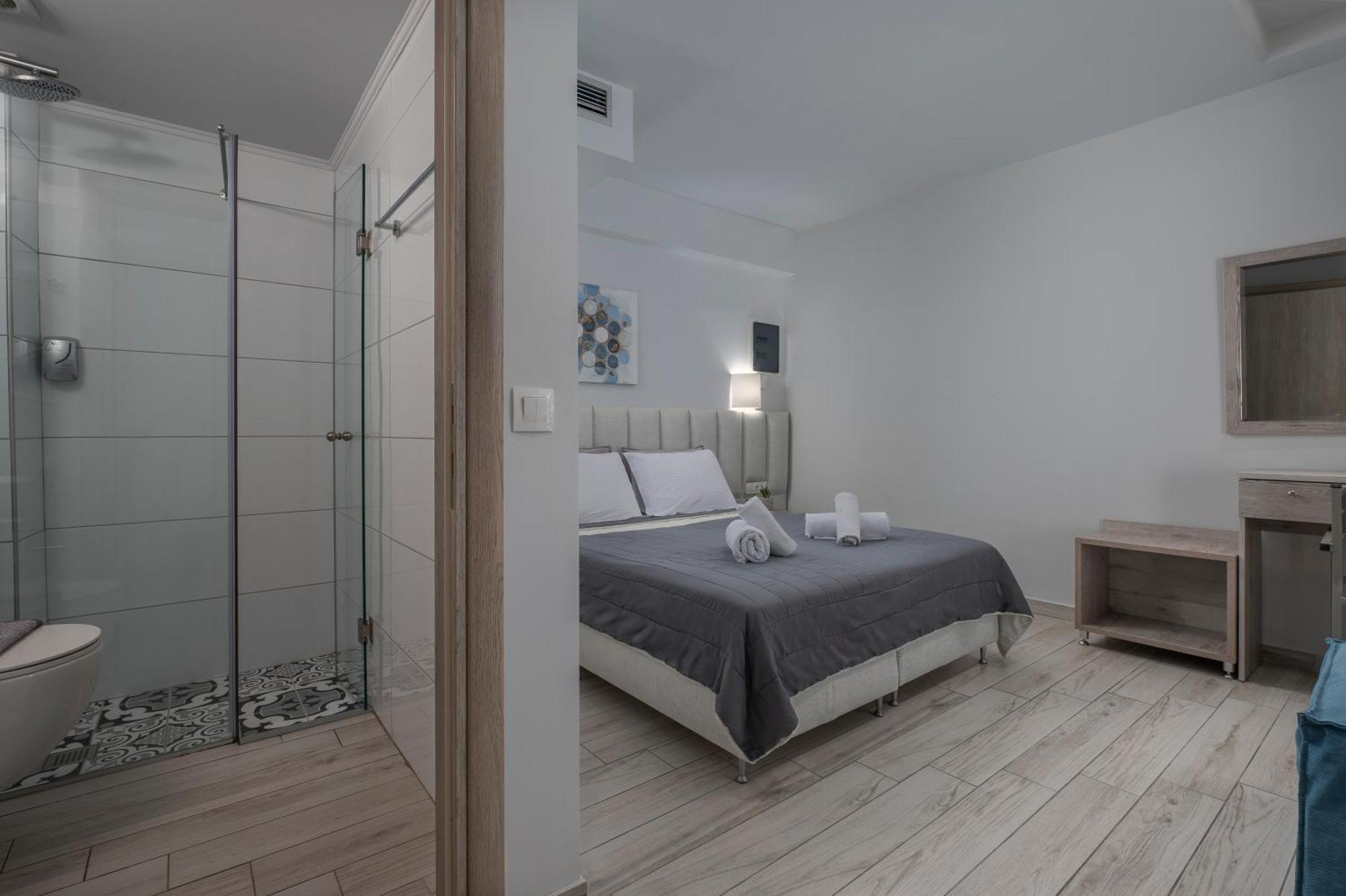 Adonis Luxury Village 佩科霍里 客房 照片